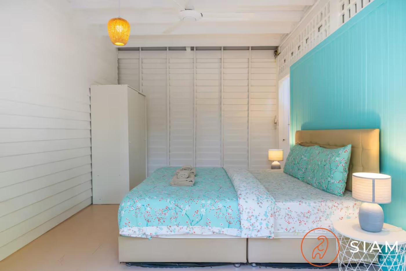 The Wooden Beach House 3Br - Sunset Beach Garden Taling Ngam  Exterior photo