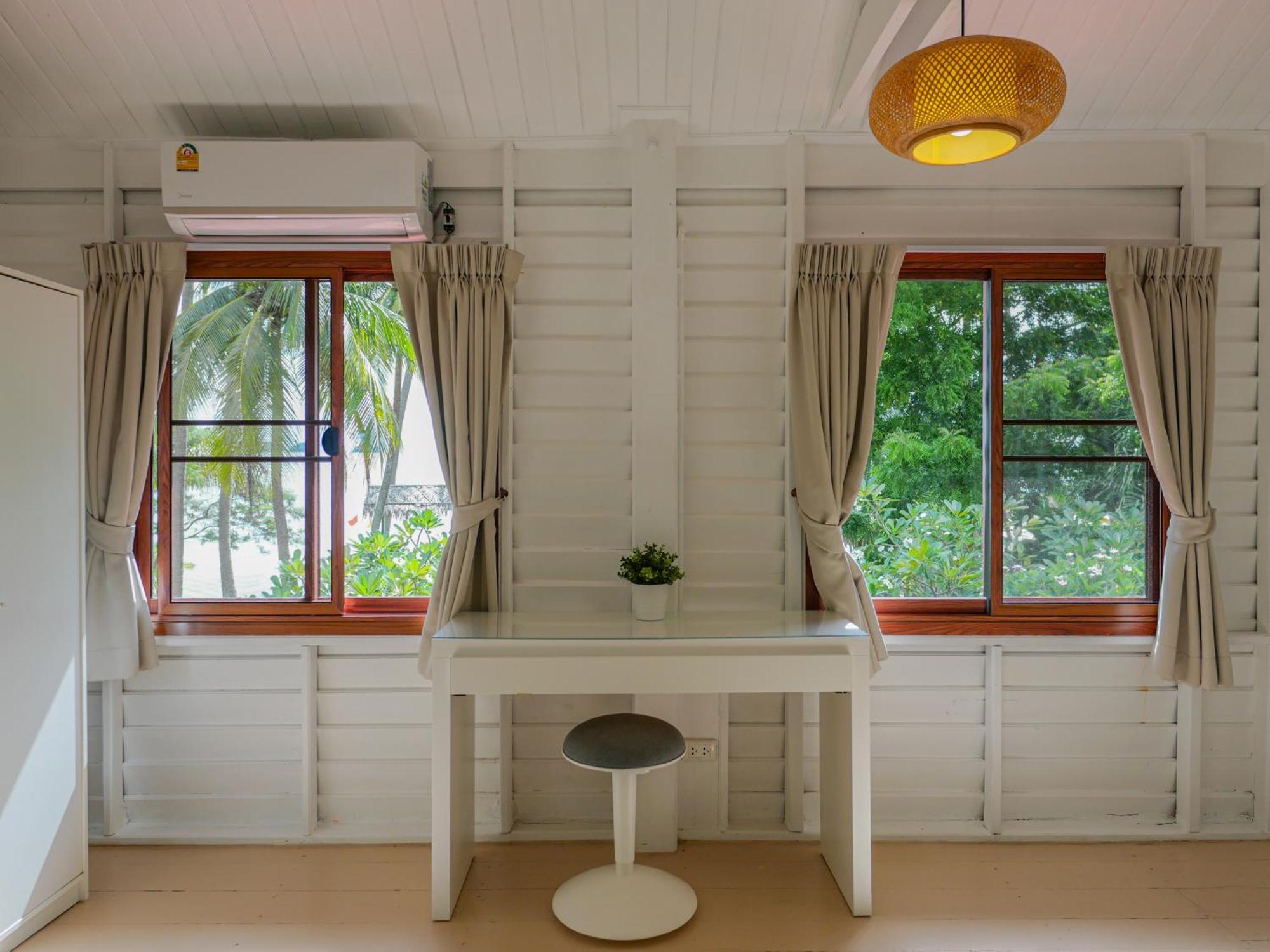 The Wooden Beach House 3Br - Sunset Beach Garden Taling Ngam  Exterior photo
