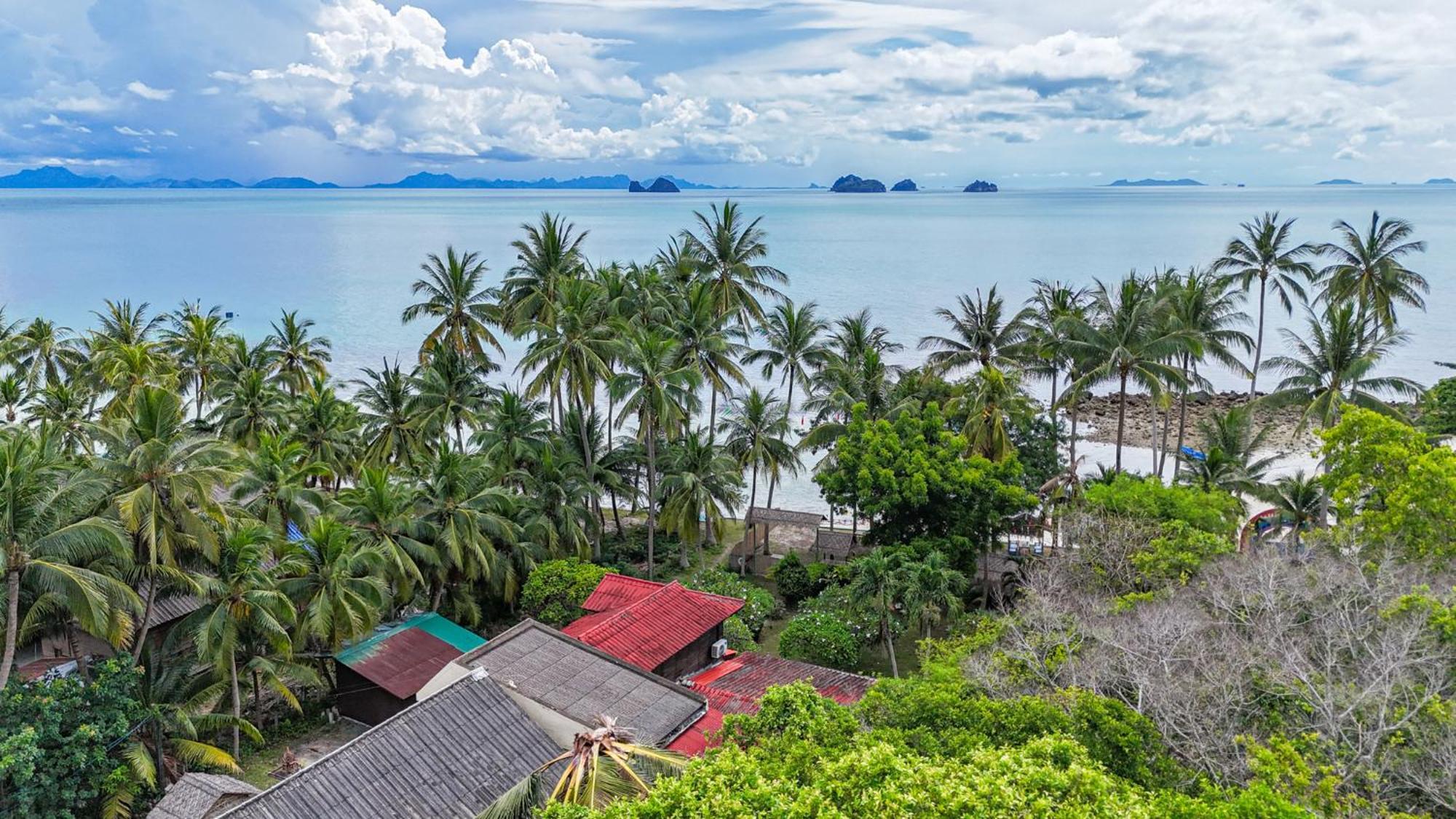 The Wooden Beach House 3Br - Sunset Beach Garden Taling Ngam  Exterior photo
